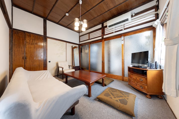Central Toyama | 1958 Japanese Whole House - Toyama