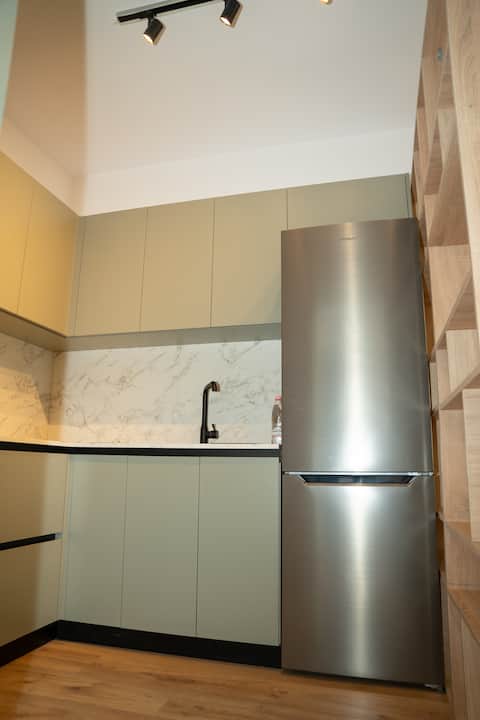 Top Airbnb: Casa Bianca - Stylish & Central in Tiranë