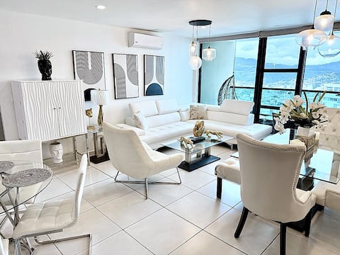 Luxury Penthouse in Astria - 1408 | 3 bedrooms