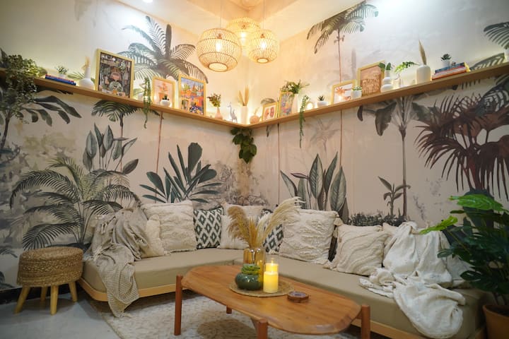 Cozy Tropical 1bhk | Near Medanta | Full Kitchen - Gurugram
