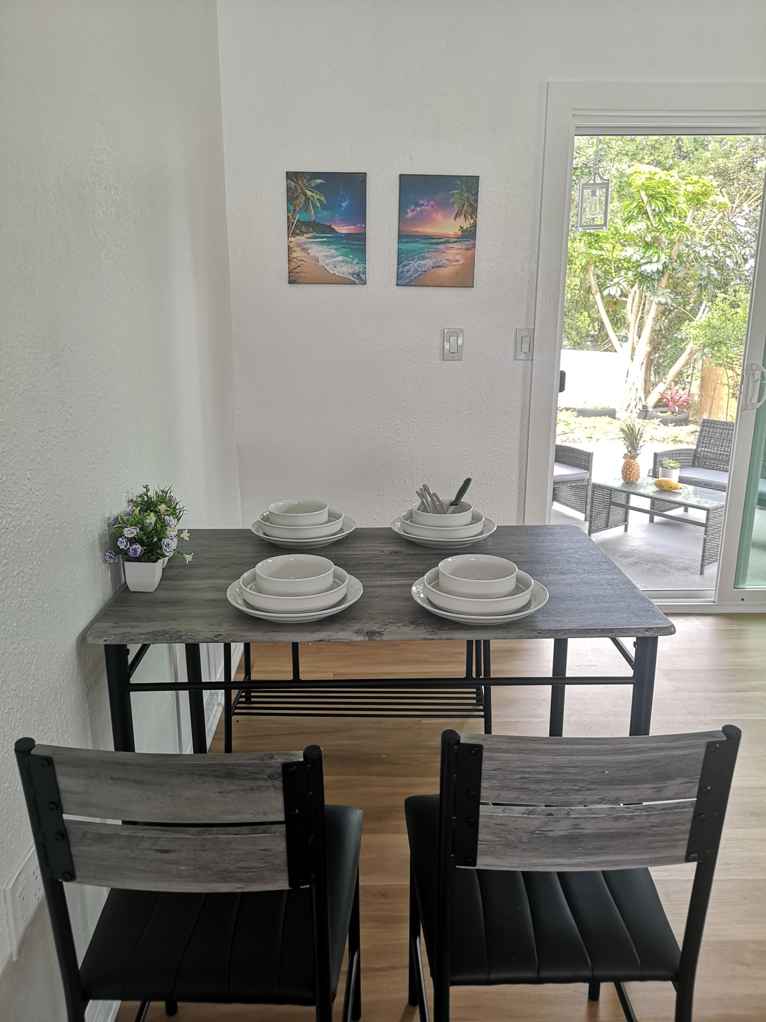 Studio + 2 Bonus Rooms + Patio + AC, Near Airport - Photo 13