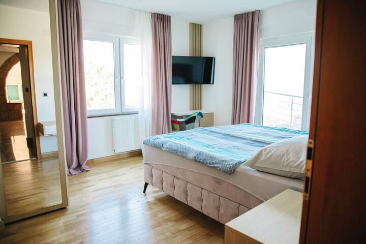 საძინებელი 3