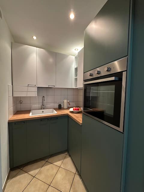 Popular Airbnb listing: Modern & quiet – Munich City in Am Alten Südlichen Friedhof