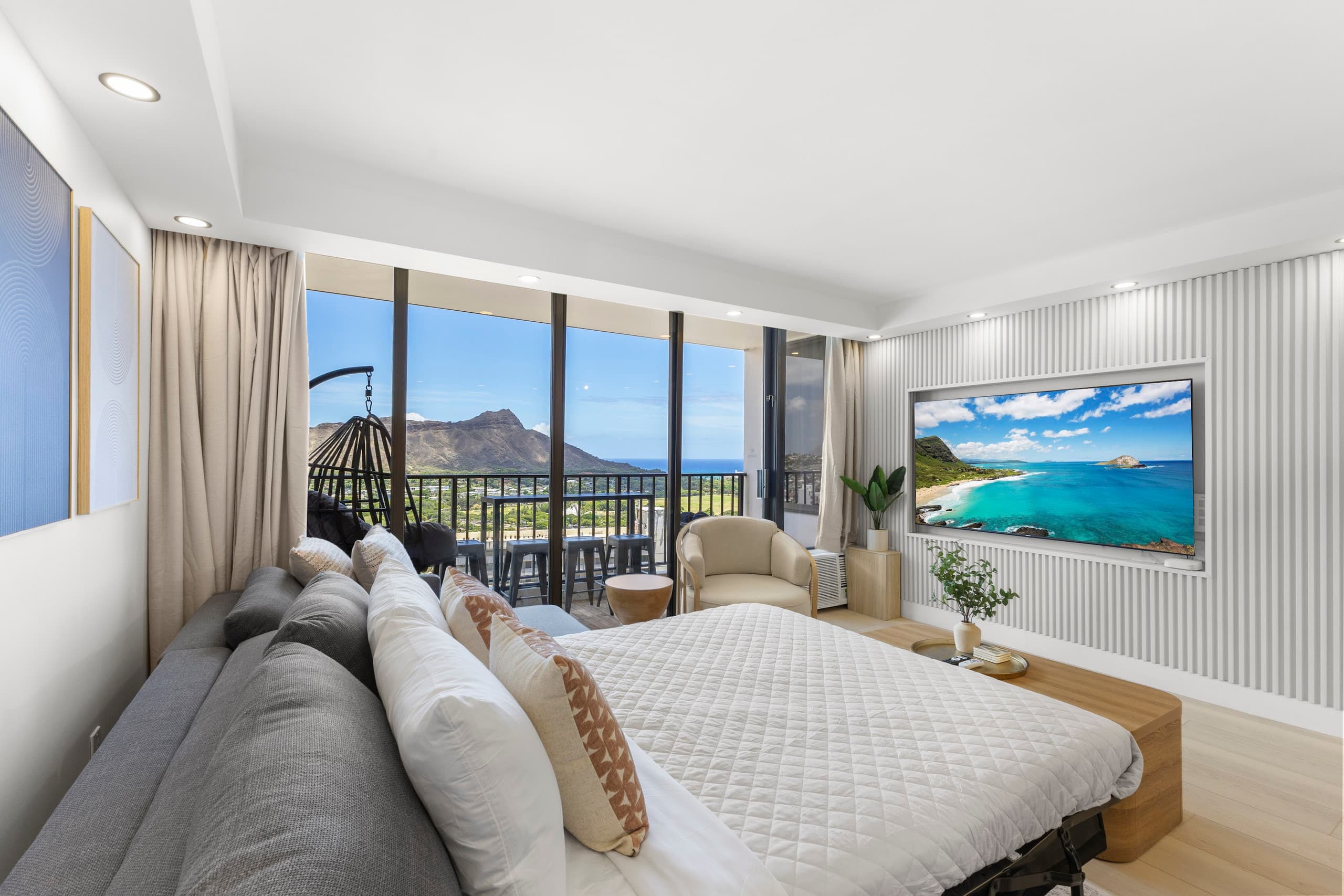 33FL-DiamondHD & Ocean View-Upscale-1BR w/Parking - Image 11