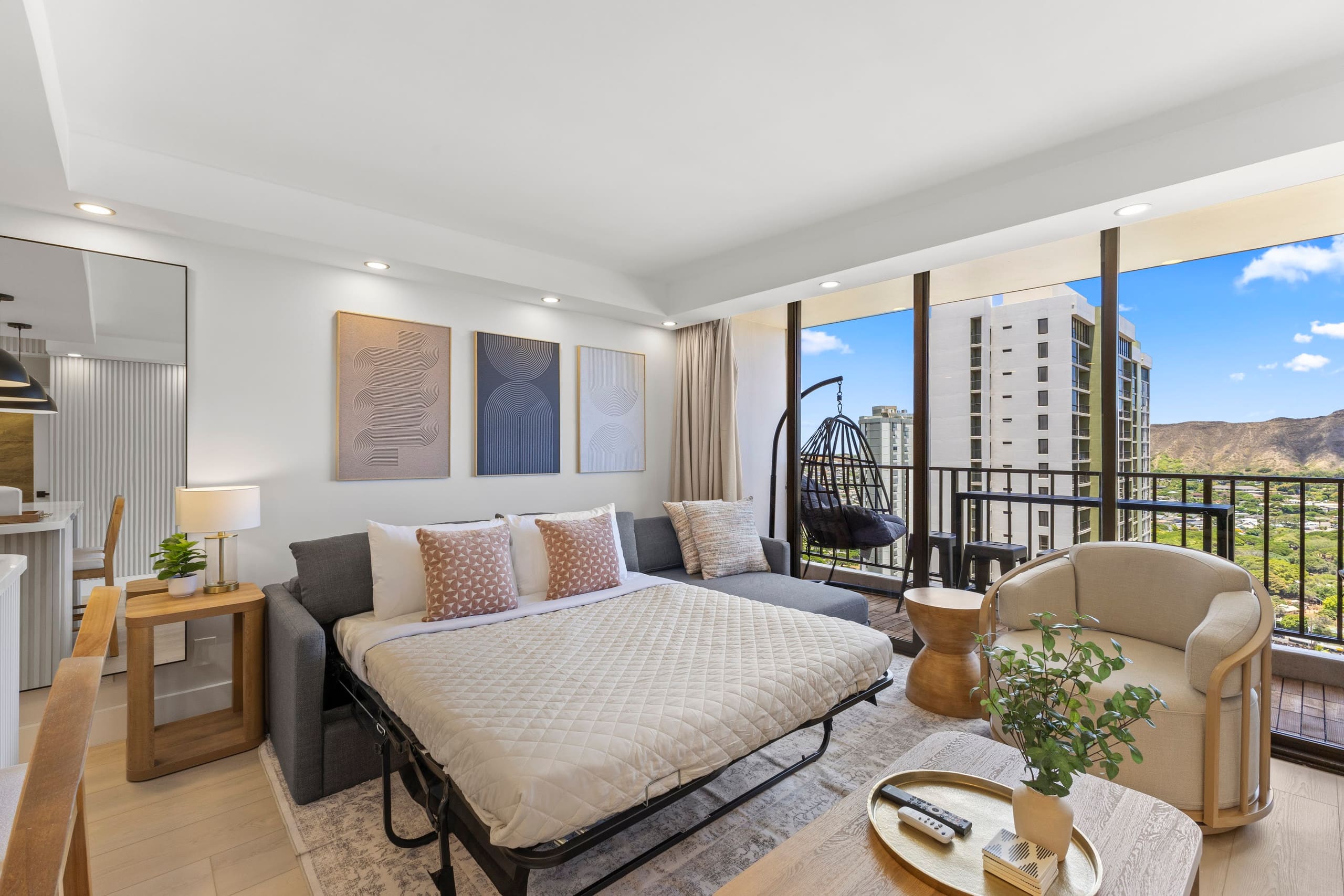 33FL-DiamondHD & Ocean View-Upscale-1BR w/Parking - Image 12