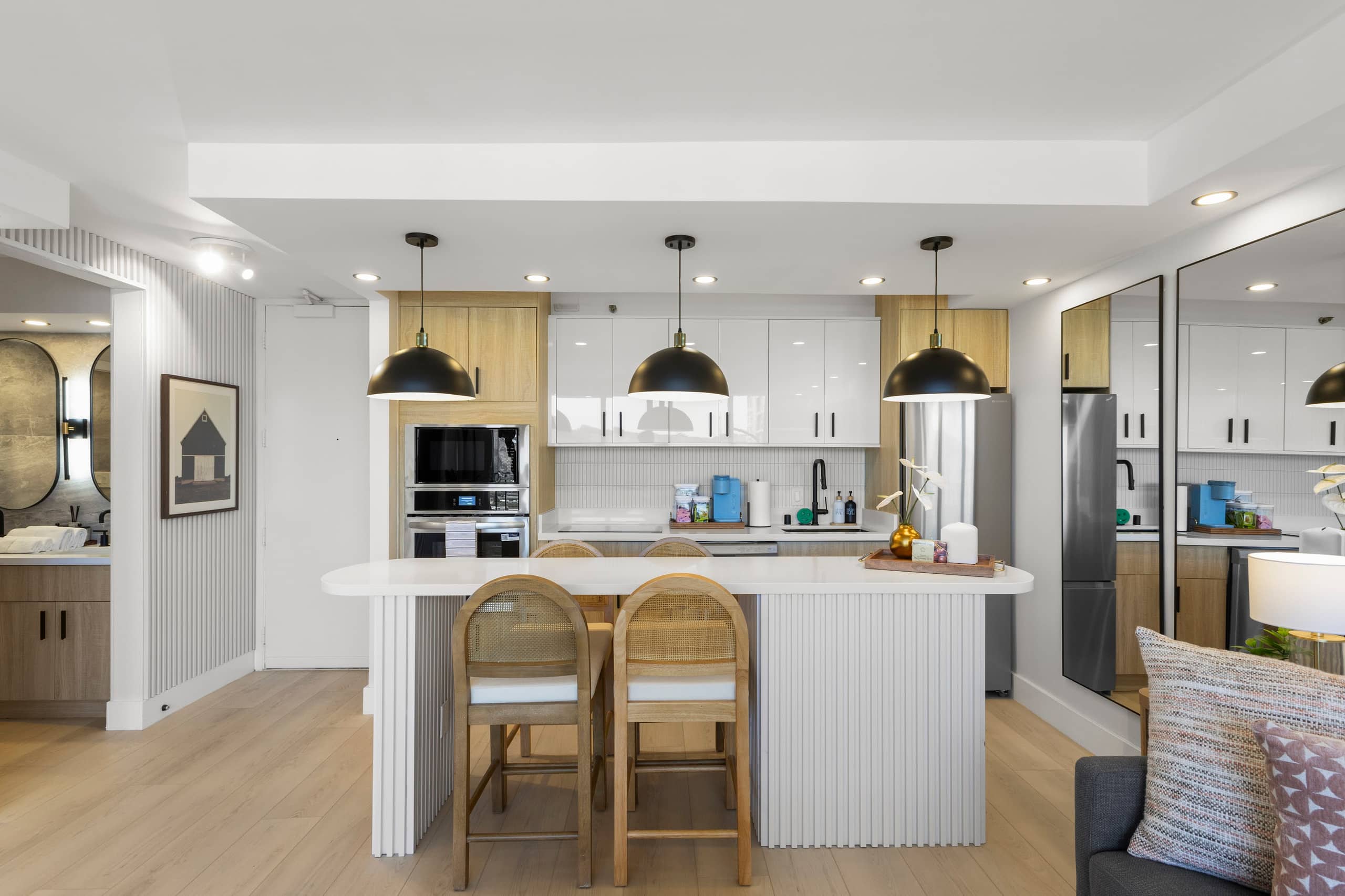 33FL-DiamondHD & Ocean View-Upscale-1BR w/Parking - Image 14
