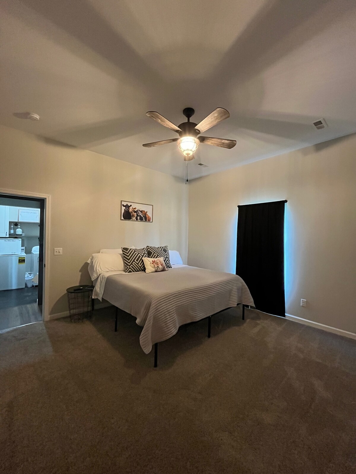 غرفة النوم 1