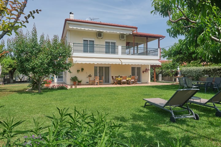 Family Villa In Halkidiki Perfect For Families - 할키디키