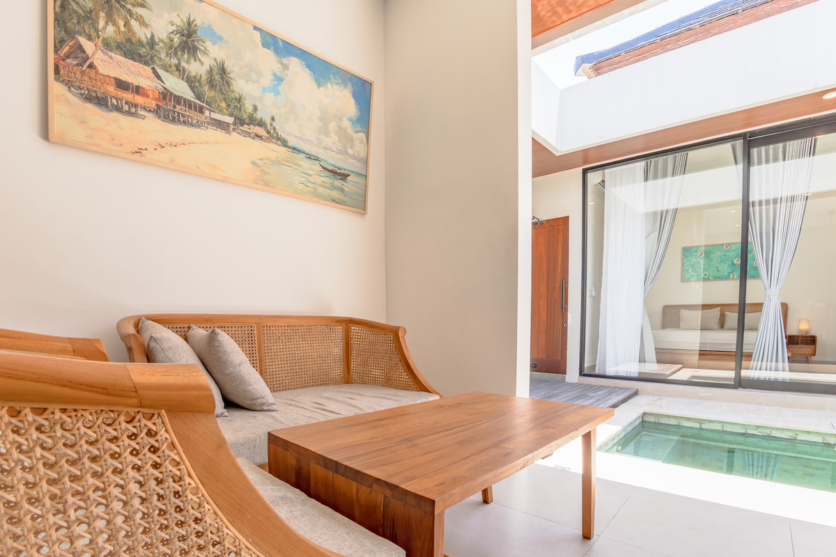 Villa in Denpasar Selatan · ★4.5 · 2 bedrooms · 2 beds · 2.5 private baths, порівнянний Airbnb