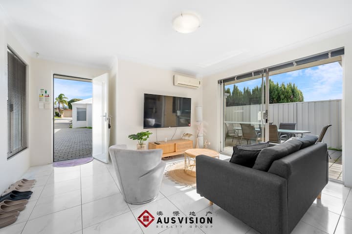 Morley Central Comfort-8km To Perth Cbd & Airport - Perth