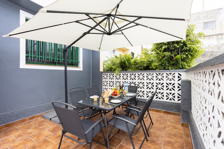 Tenohomes Family Home With Solarium, Buenavista - Buenavista