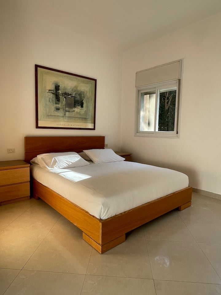 საძინებელი 1