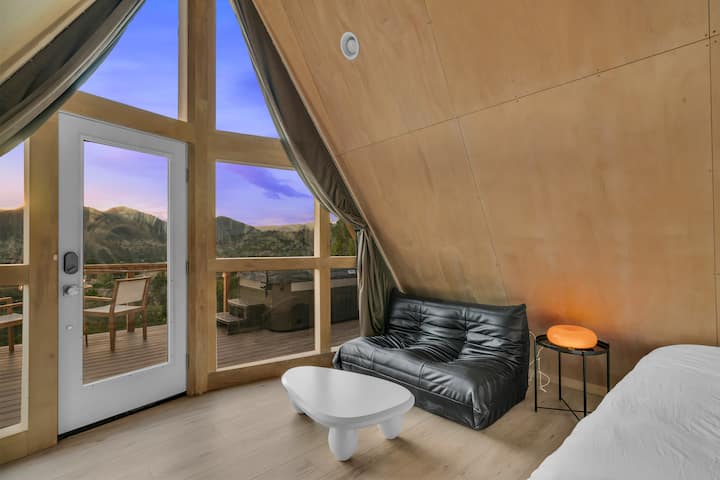 White A-frame Escape 25 Min From Zion - Utah