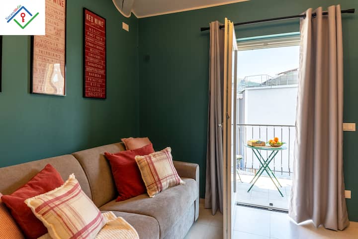 Mansarda Chic In Prato With Private Parking - 普拉托