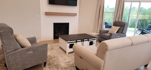 Top Airbnb: Alaskan Dreams Await You! in Mat / Su Valley