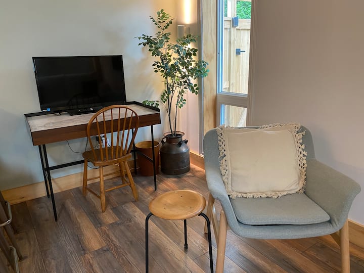 The Springdale Suite - Close To Downtown Picton! - 프린스 에드바르트
