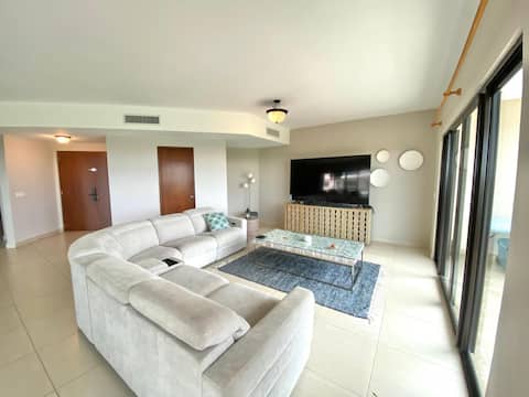 Vista Mar Ocean View Apartment - Sleeps 8+