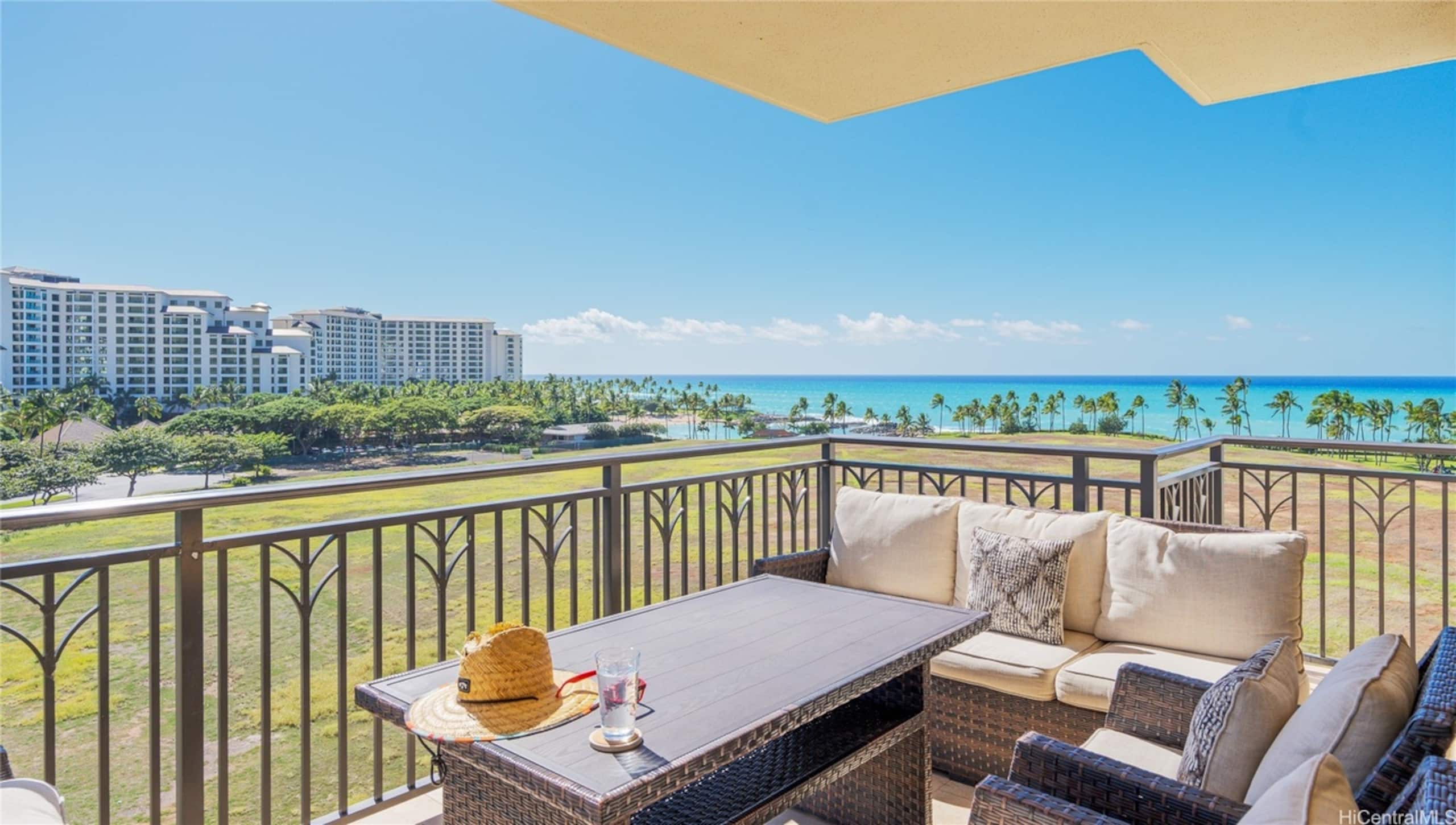 Condo in Kapolei · ★5.0 · 2 bedrooms · 3 beds · 2 private baths - Image 26
