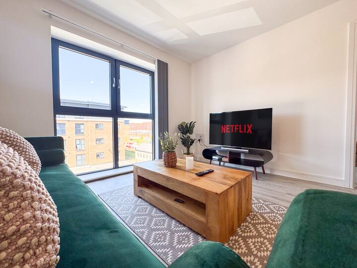 Derby City Centre Apt | Free Parking | Long Stays - Derby