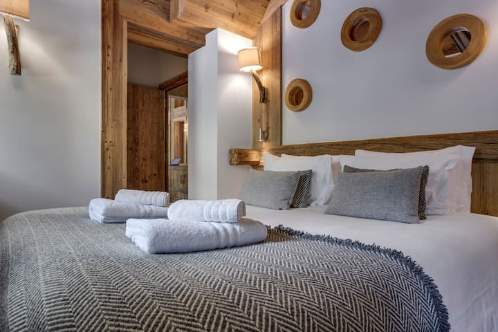 Chumba 4 cha kulala cha kuogea cha kujitegemea