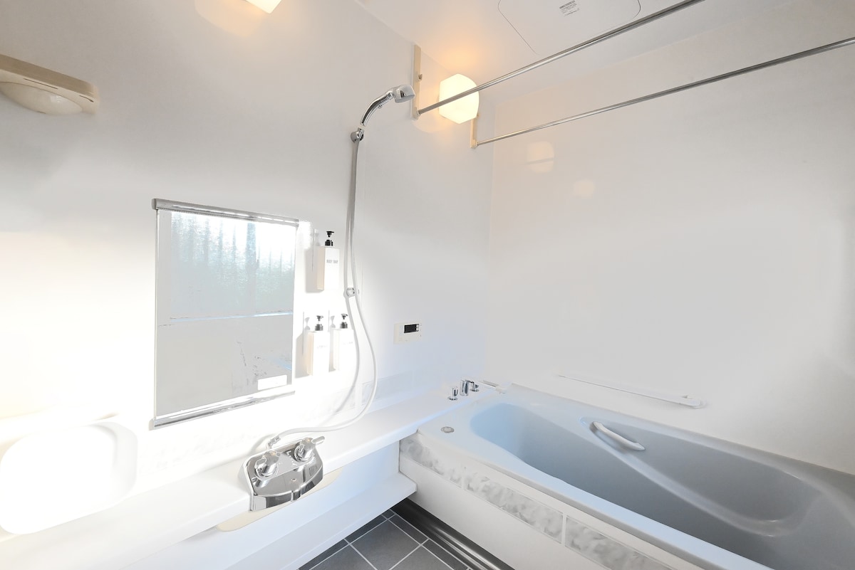 共用フルバスルーム