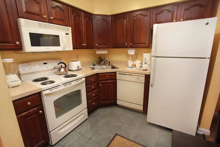 Spacious 4 Bd Suite Near Colonial Williamsburg - 윌리엄스부르크