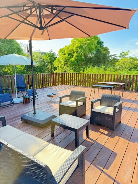 BBQ Deck · 3-min to Beach · Private House · Sauna