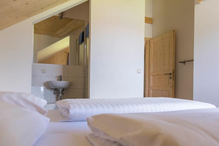 საძინებელი 3