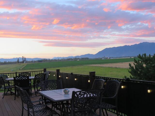 Cherry Creek Guest House managed Airbnb listing 1