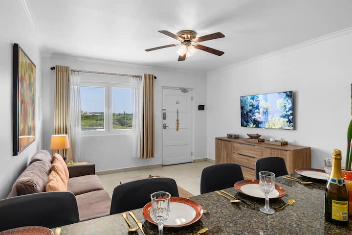 Tranquil 1br Condo W/pool ~ Steps From Eagle Beach - Aruba