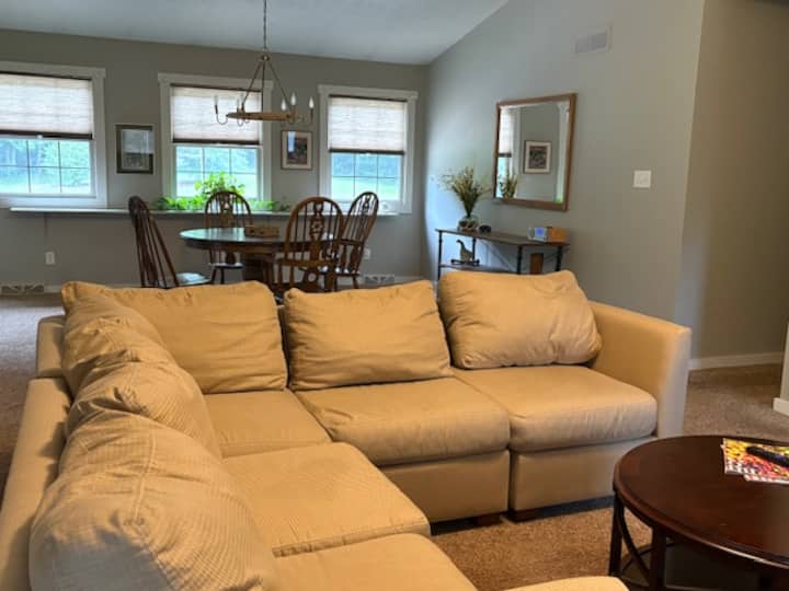 Oak Haven Retreat W/king Bed - Ohio
