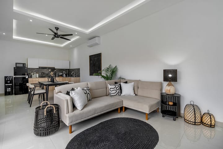 Stunning 2 Bed Beachside Villa/brand New - Sanur