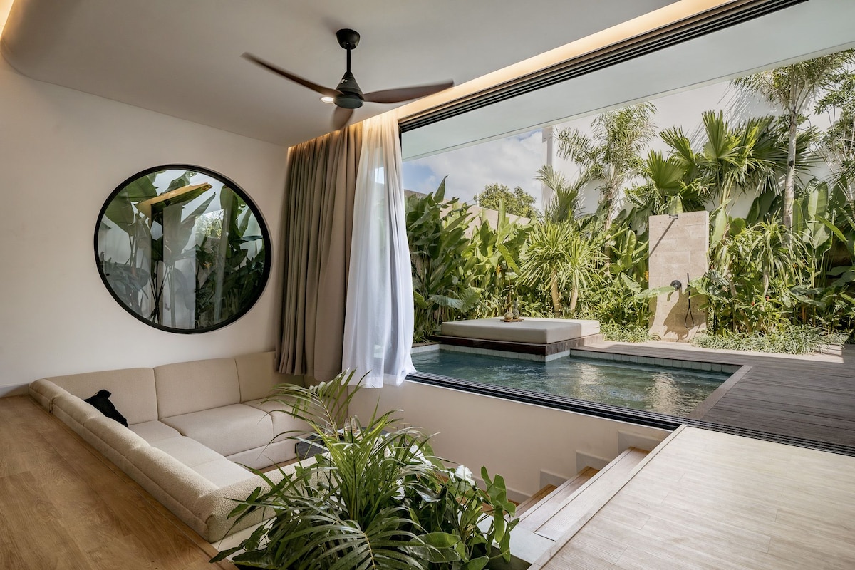 Villa in Bingin Beach · ★4.86 · 2 bedrooms · 2 beds · 2.5 private baths, Airbnb-Vergleich