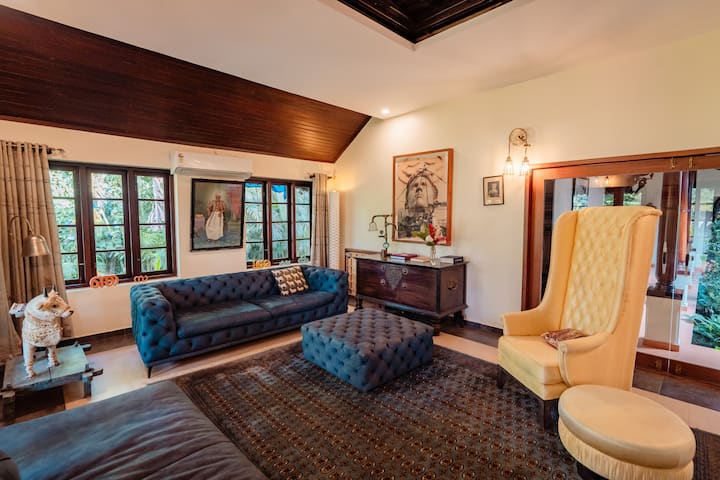 Madilina Heritage Villa | Riverside Pool Villa - Kochi