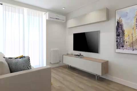 Isabel Apartment – Heart of Madrid