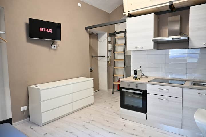 [ Dolce Loft Vicino  Alla Stazione Di Porta Susa ] - Turín