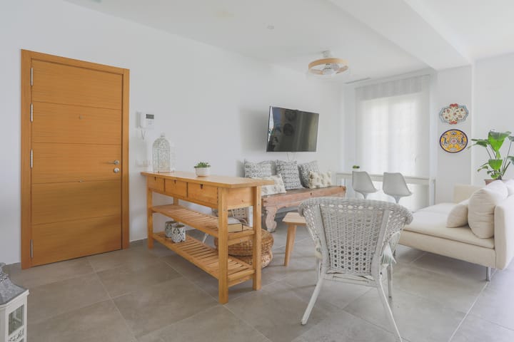 Premium · Piscina Privada, Diseño Y Confort. - Conil de la Frontera