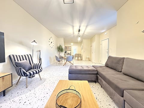 Paloma Luxe Retreat - 15' to Central Athens