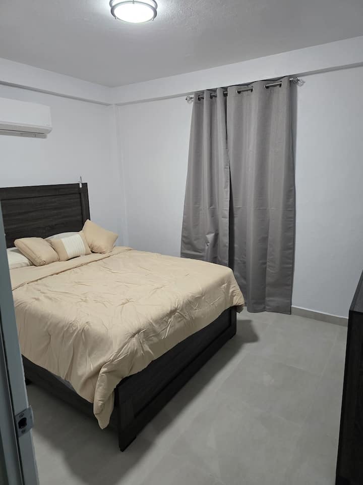 ห้องนอนใหญ่