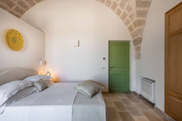 • Masseria Egnazia • con Spa Vista mare, Puglia