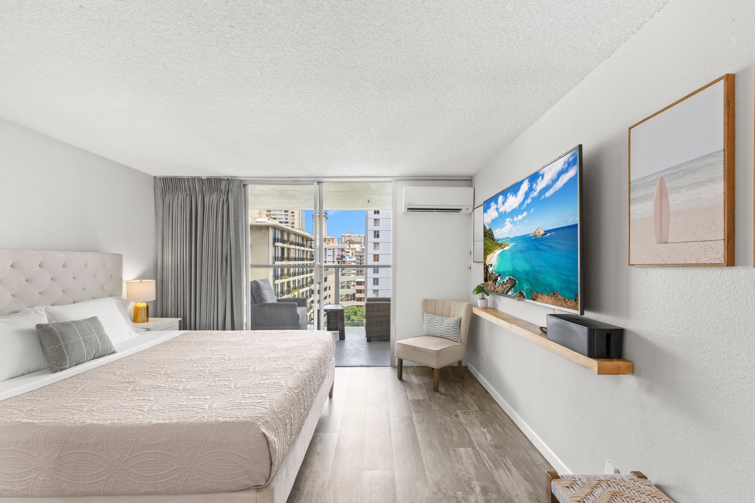 9FL-Modern Walkable Waikiki King Studio - Image 19