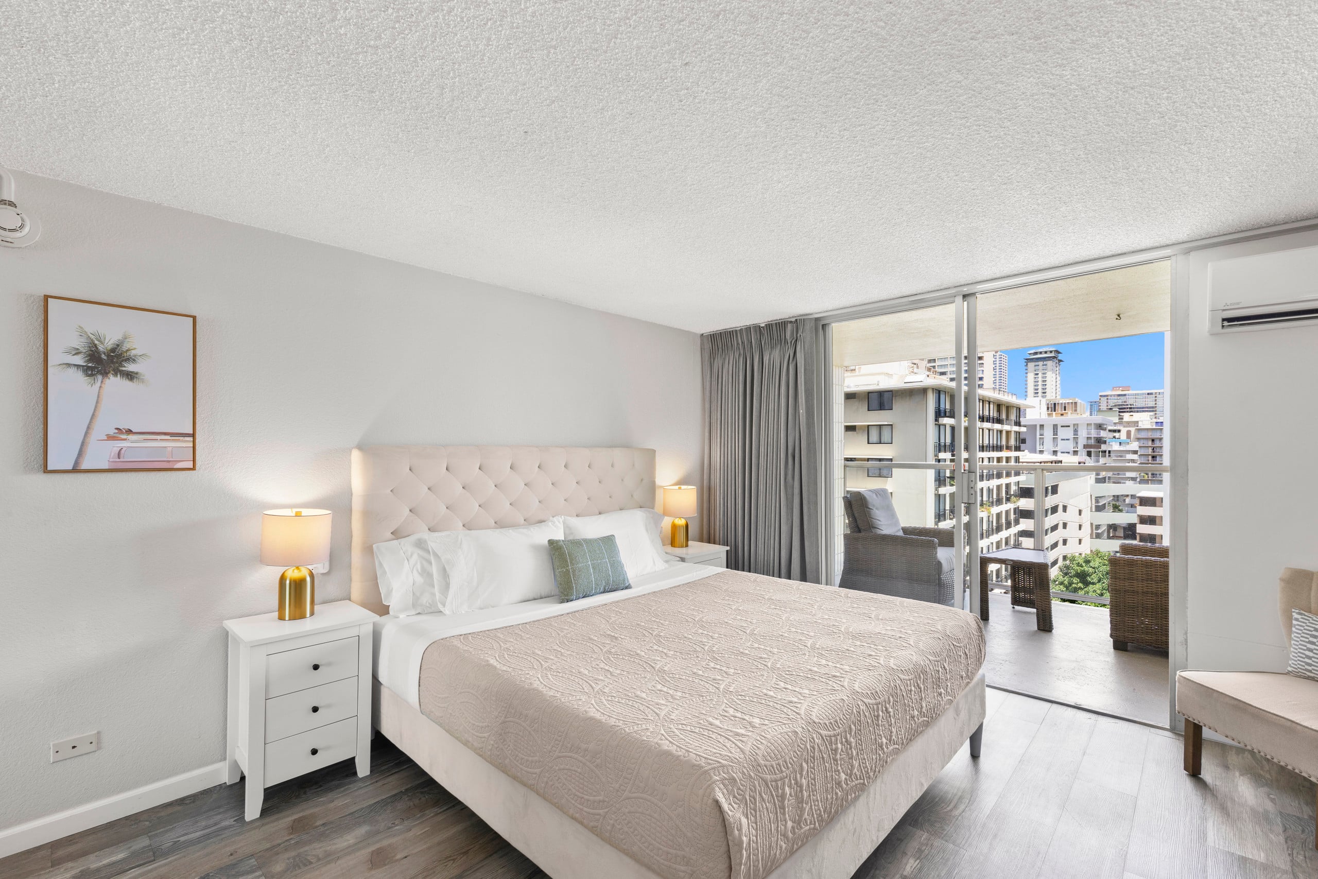 9FL-Modern Walkable Waikiki King Studio - Image 17