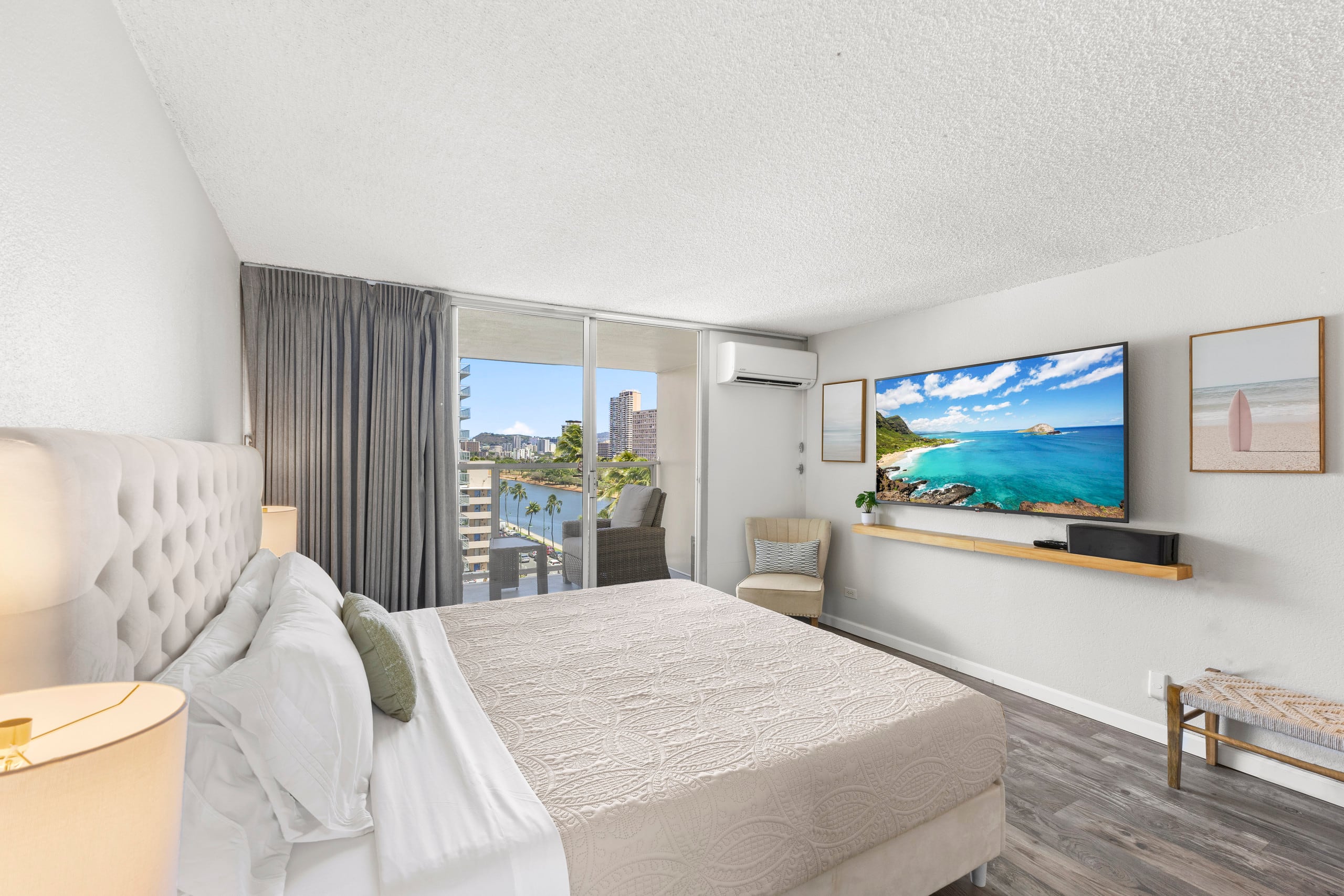 9FL-Modern Walkable Waikiki King Studio - Image 18
