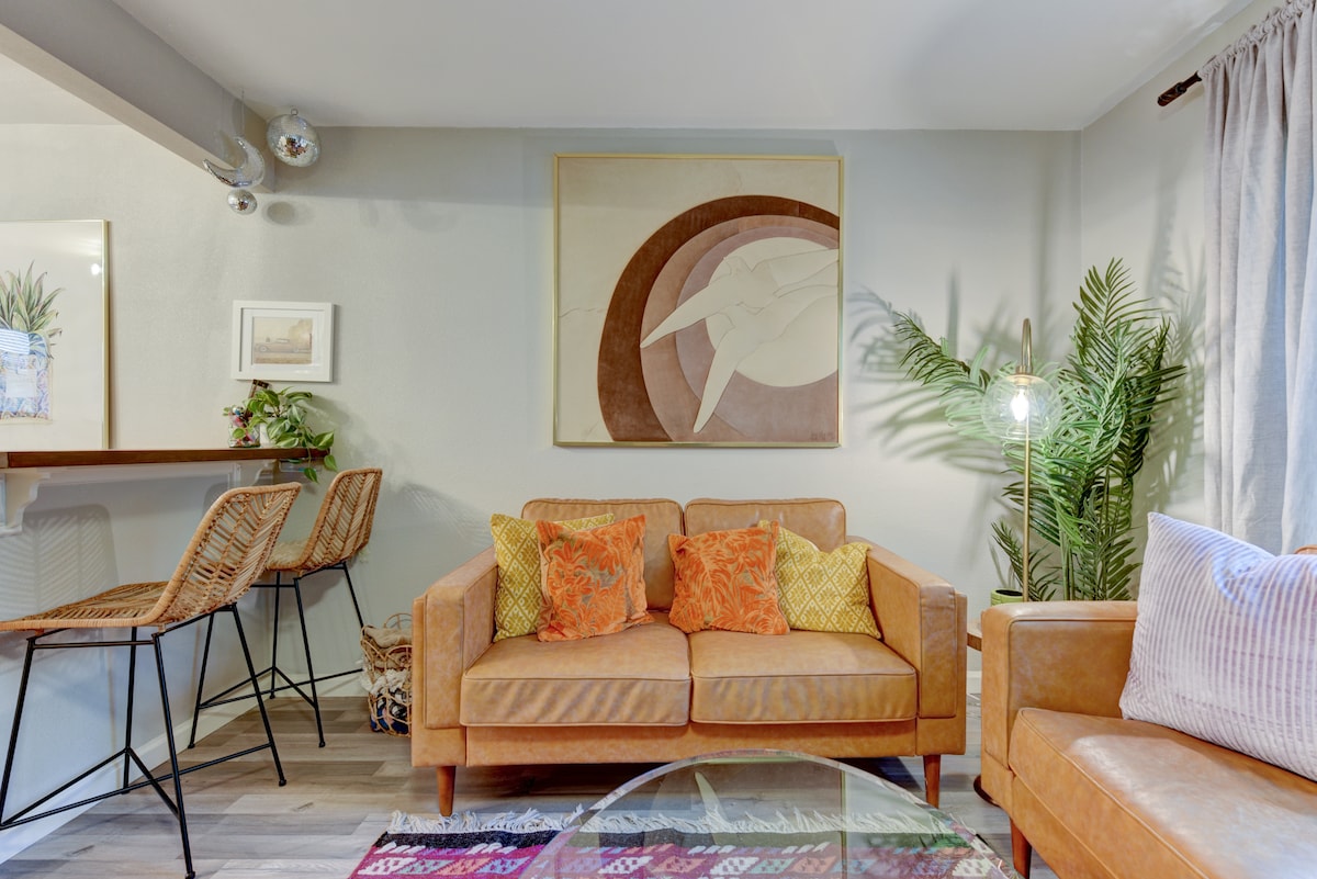 Cozy 2 BR + Minutes to ACL and F1