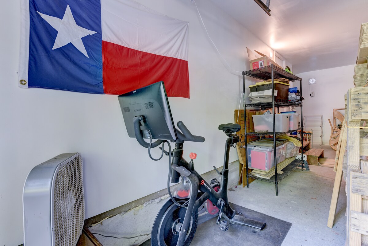 Cozy 2 BR + Minutes to ACL and F1
