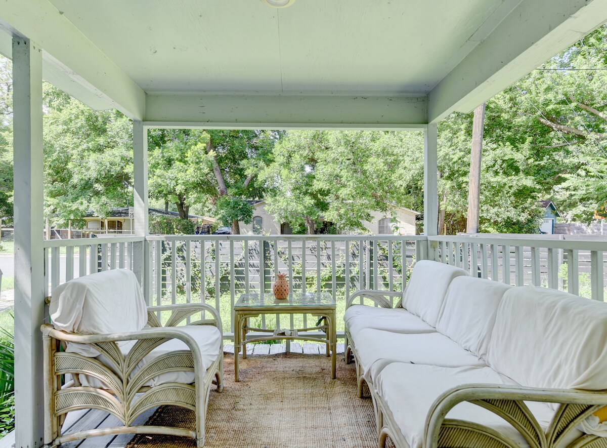 Cozy 2 BR + Minutes to ACL and F1