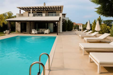 White Diamond Villa with private pool