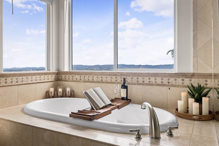 NEW – Private Panoramic Views Prime Location EV gallery image 5