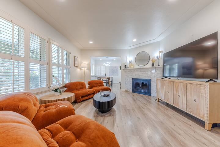 One-Story Home | Walk-In Shower |4Bedroom gallery image 2