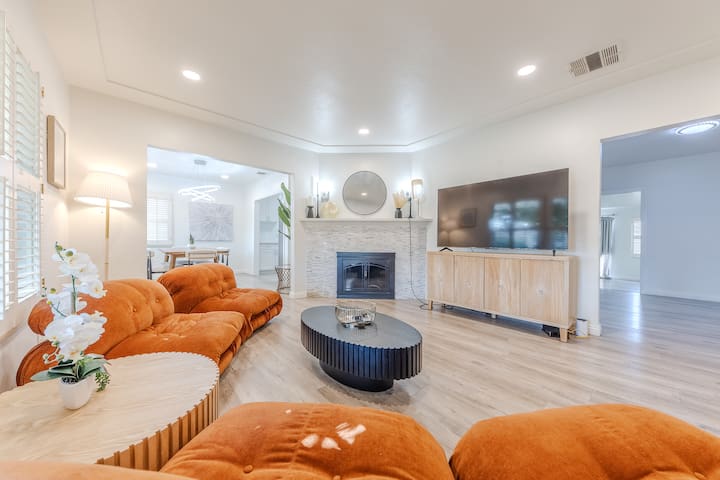 One-Story Home | Walk-In Shower |4Bedroom